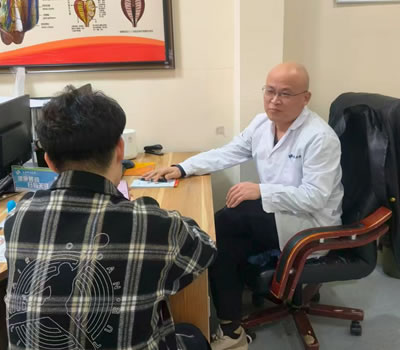 香港岛|男科医师高朋磊：守护男性健康，专业男科诊疗